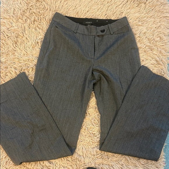 Ann Taylor Gray Wide Leg Pants size 4 - Picture 4 of 6